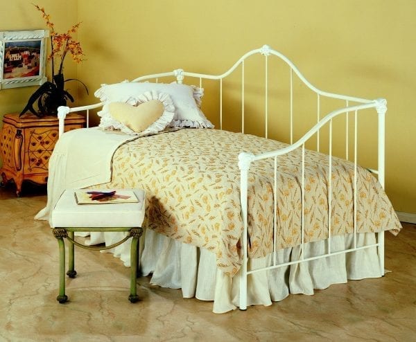 wesley-allen-saratoga-iron-daybed-white-room-sleepworksny.com
