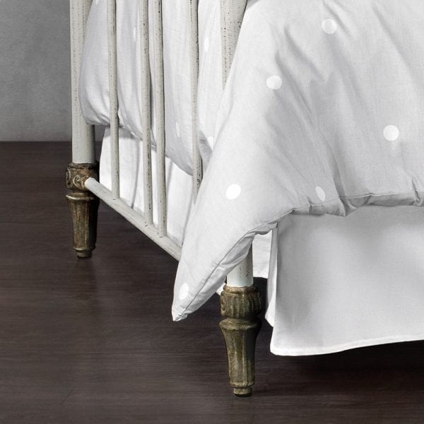 wesley-allen-ostego-iron-daybed-vintage-white-leg-detail-sleepworksny.com