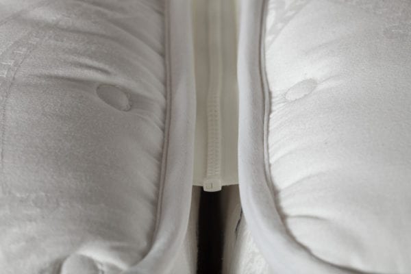 hypnos-zipper-for-2-seperate-mattresses